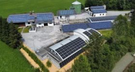 Photovoltaikanlagen auf öffentlichen Gebäuden